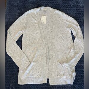 Croft & Barrow Light Gray Cardigan
